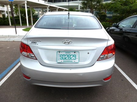 SD 2829  --  New Providence (Nassau) rental car