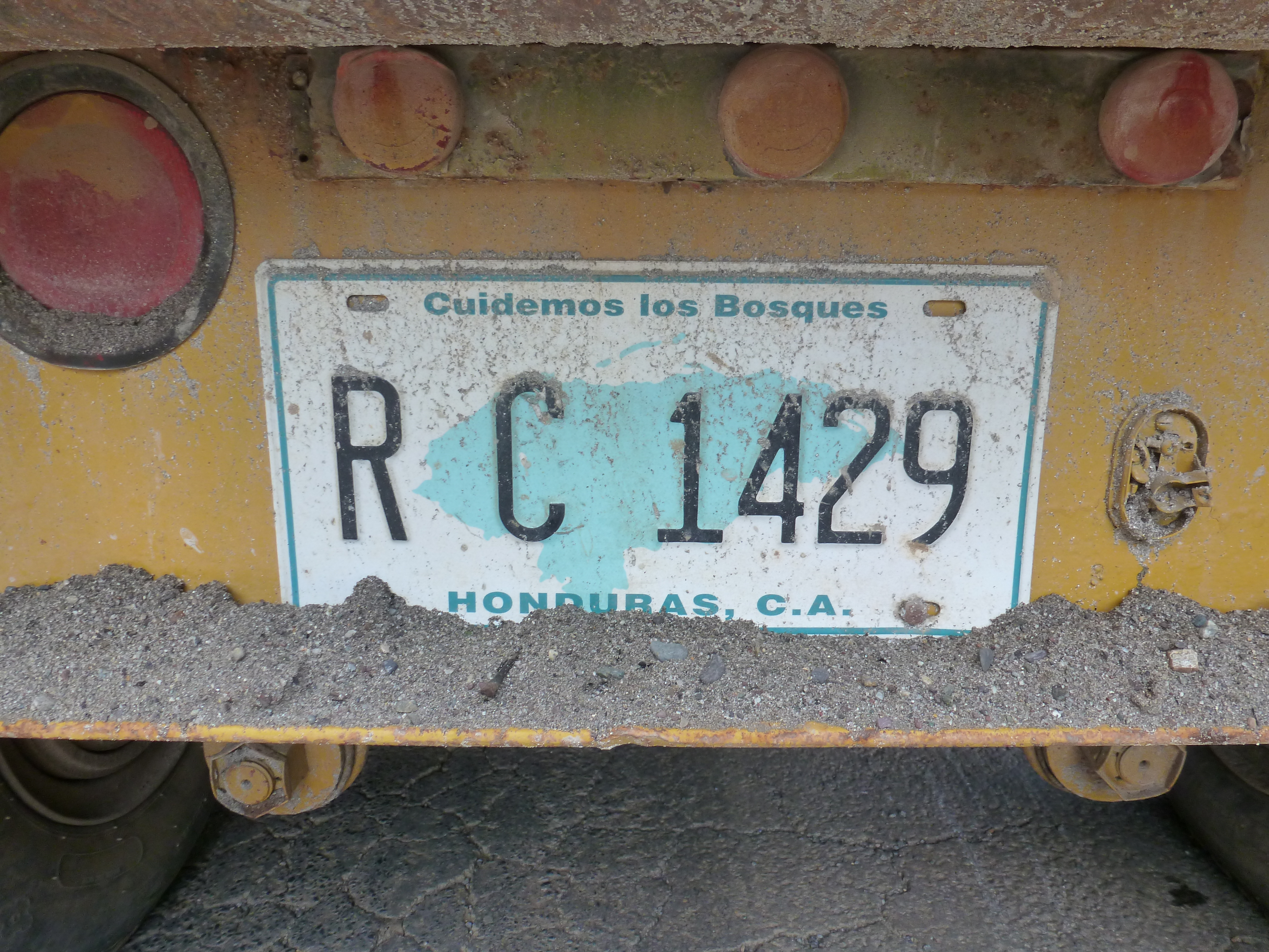 (HON 99~)(tlr)_R C 1429_(bl.w)_trailer.Roatan2017VB