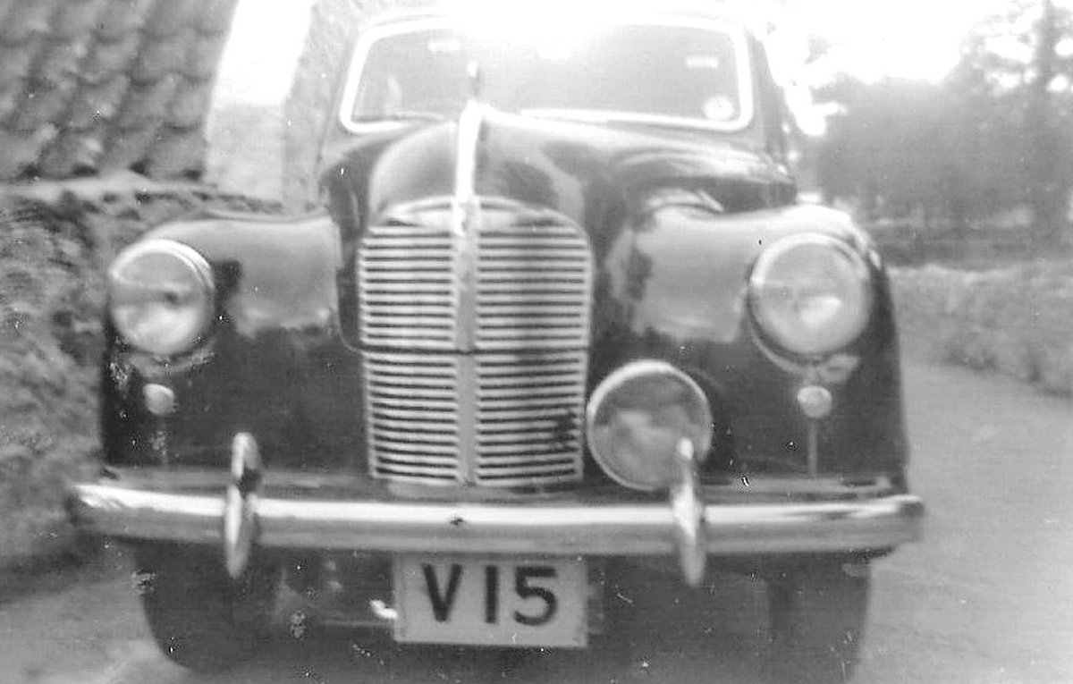 (GBG 03~)(timp)_V 15_Austin A40Devon.vbGBG7bKS