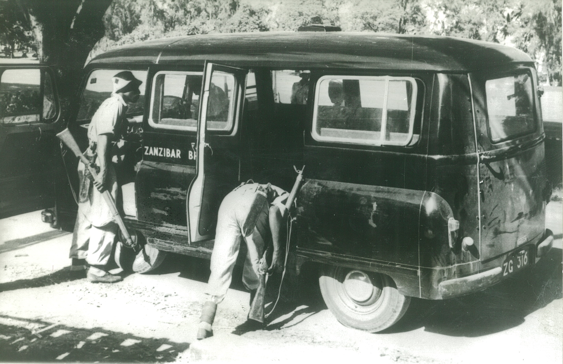 (EAZ 50s-60s)(gv)_ZG 316_AustinJ2van.vbKS